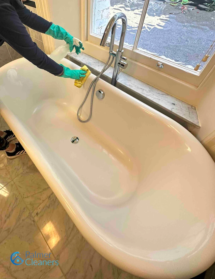 End of Tenancy Bath Cleaning in Queenstown